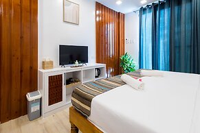 E L Westensee Resort