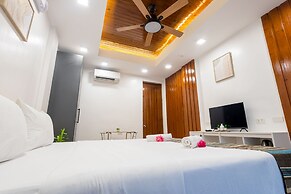 E L Westensee Resort