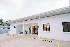 E L Westensee Resort