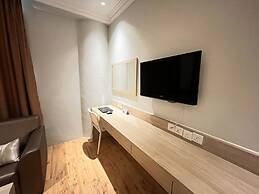 SKY HOTEL CHOW KIT PWTC