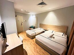 SKY HOTEL CHOW KIT PWTC