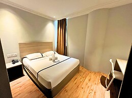 SKY HOTEL CHOW KIT PWTC