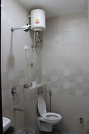 Aura Luxury Studio Near Artemis Hospital