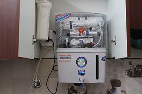 Aura Luxury Studio Near Artemis Hospital