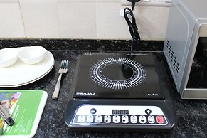 Aura Luxury Studio Near Artemis Hospital