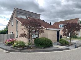 Spacious Bungalow With Garden