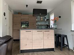 Spacious Bungalow With Garden