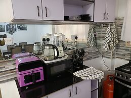 Redhill Cliff Complex