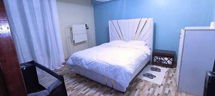 Redhill Cliff Complex