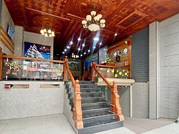 Hoang Quan Hotel  - Go Vap