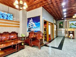 Hoang Quan Hotel  - Go Vap