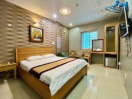 Hoang Quan Hotel  - Go Vap