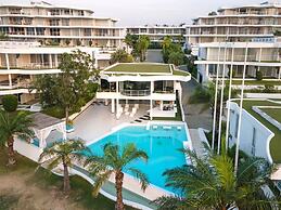 Ocean Beachfront Smart Unit