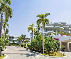 Ocean Beachfront Smart Unit