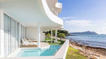 Ocean Beachfront Smart Unit