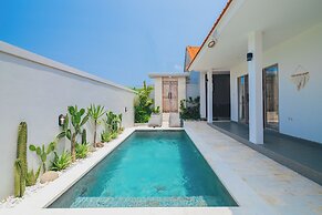 Santai Villa by Betterplace