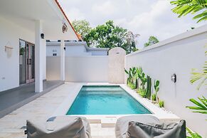Santai Villa by Betterplace