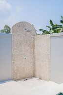 Santai Villa by Betterplace