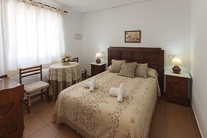 Comtessa in Oliva With 1 Bedrooms and 1 Bathrooms