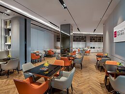 yishangjiudianheyuanlongchuandian