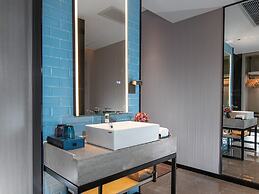 yishangjiudianheyuanlongchuandian