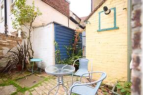 The Lewes Place - Contemporary 3bdr House With Patio