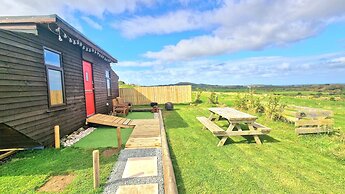Sea View hut Sleeps 4/6