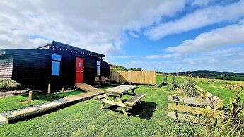Sea View hut Sleeps 4/6