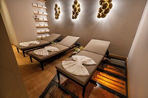 Erk Hotel