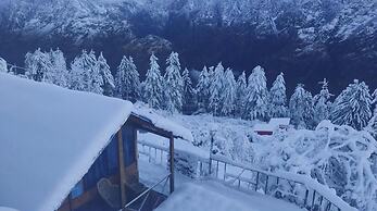 Bluepoppy Resort Auli