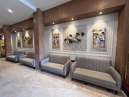 Esquire Hotel Mumbai