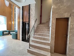 Esquire Hotel Mumbai