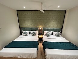 Esquire Hotel Mumbai