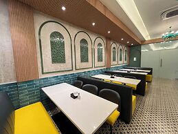 Esquire Hotel Mumbai