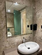 Esquire Hotel Mumbai