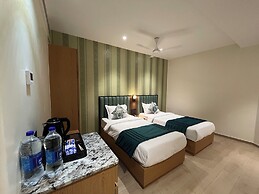 Esquire Hotel Mumbai