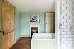 The Lewes Place - Contemporary 3bdr House With Patio