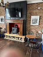 Holystone Bar and Restaurant