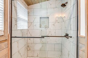 Bright Whites Creek Home: 12 Mi to Dtwn Nashville!