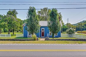 Bright Whites Creek Home: 12 Mi to Dtwn Nashville!