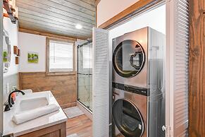 Bright Whites Creek Home: 12 Mi to Dtwn Nashville!