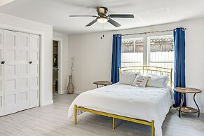 Pet-friendly Galveston Retreat < 1 Mi to Beaches!