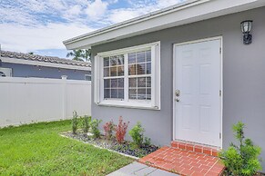 Hollywood Hideaway: Close to Dtwn & Beaches