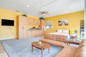 Outdoor Entertainment Area: Quiet Aurora Studio!