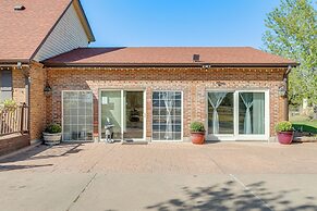 Outdoor Entertainment Area: Quiet Aurora Studio!