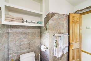 Tulsa Cottage w/ Hot Tub: 4 Mi to Downtown