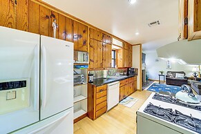 Tulsa Cottage w/ Hot Tub: 4 Mi to Downtown