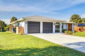 Private Pool & Dock: Relaxing Port Charlotte Oasis