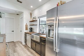 Private Pool & Dock: Relaxing Port Charlotte Oasis