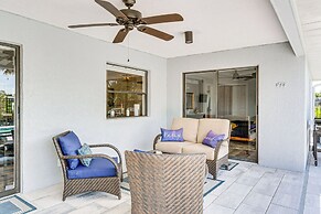 Private Pool & Dock: Relaxing Port Charlotte Oasis